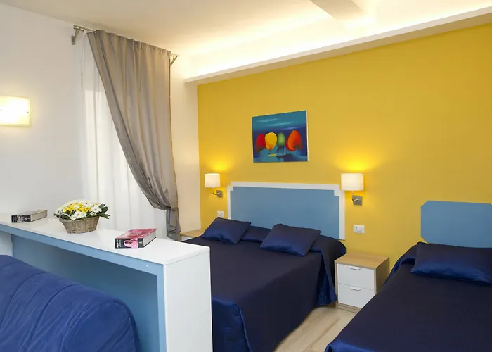 Hotel To